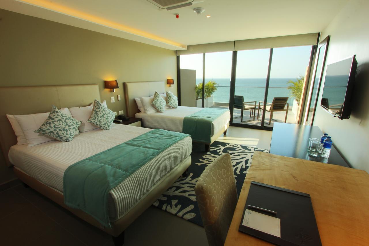 Hotel Poseidon Manta Kültér fotó