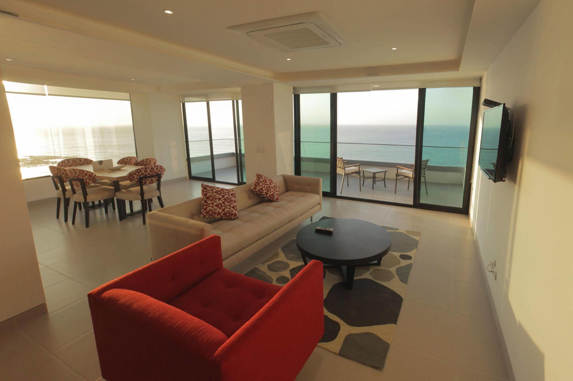 Hotel Poseidon Manta Kültér fotó
